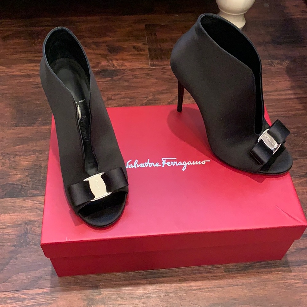Salvatore ferragamo women’s shoes